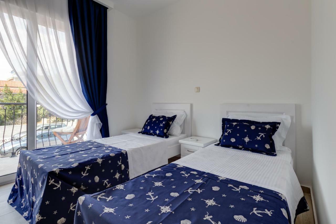 Villa San Apartments Tivat Eksteriør bilde